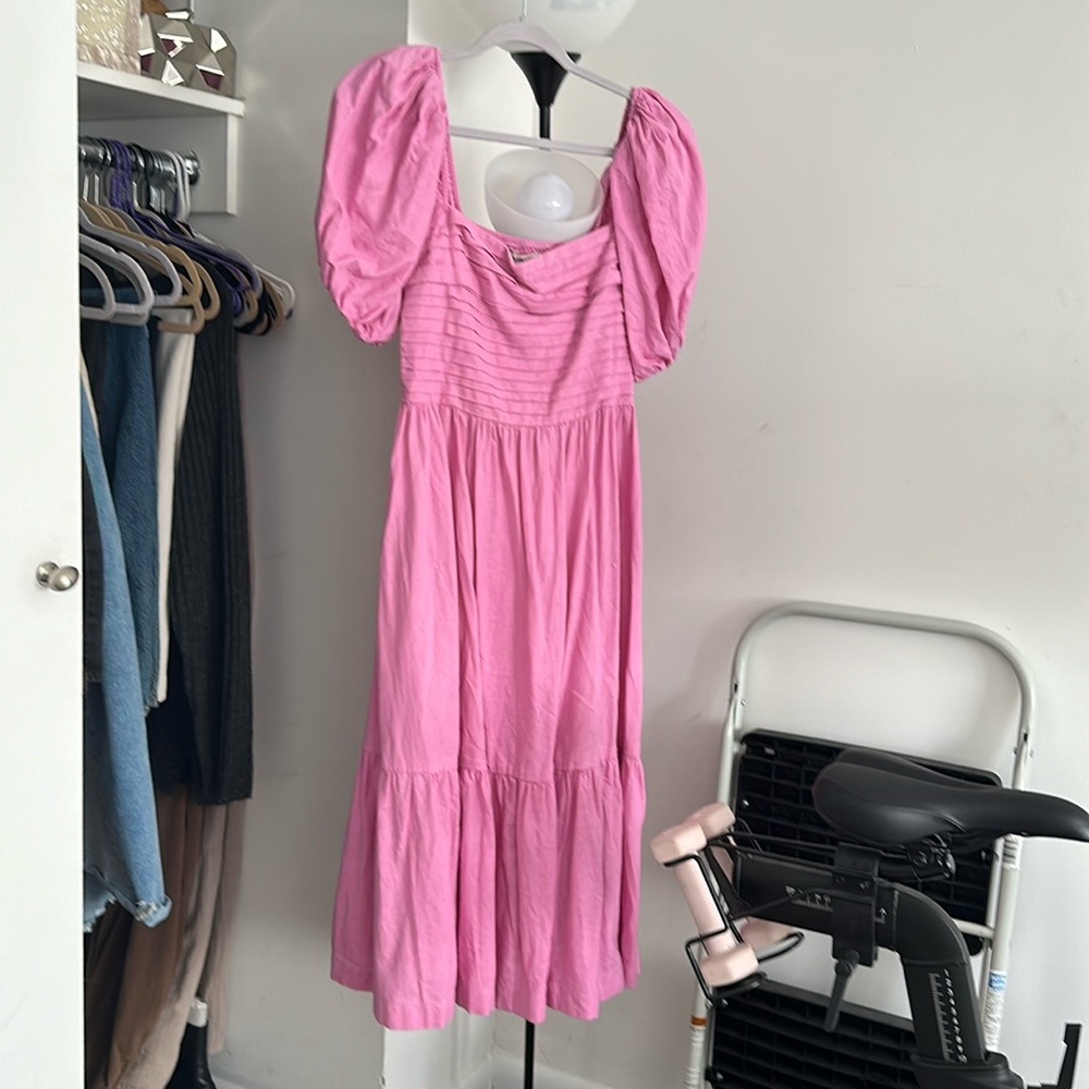 Abercrombie and Fitch pink midi dress